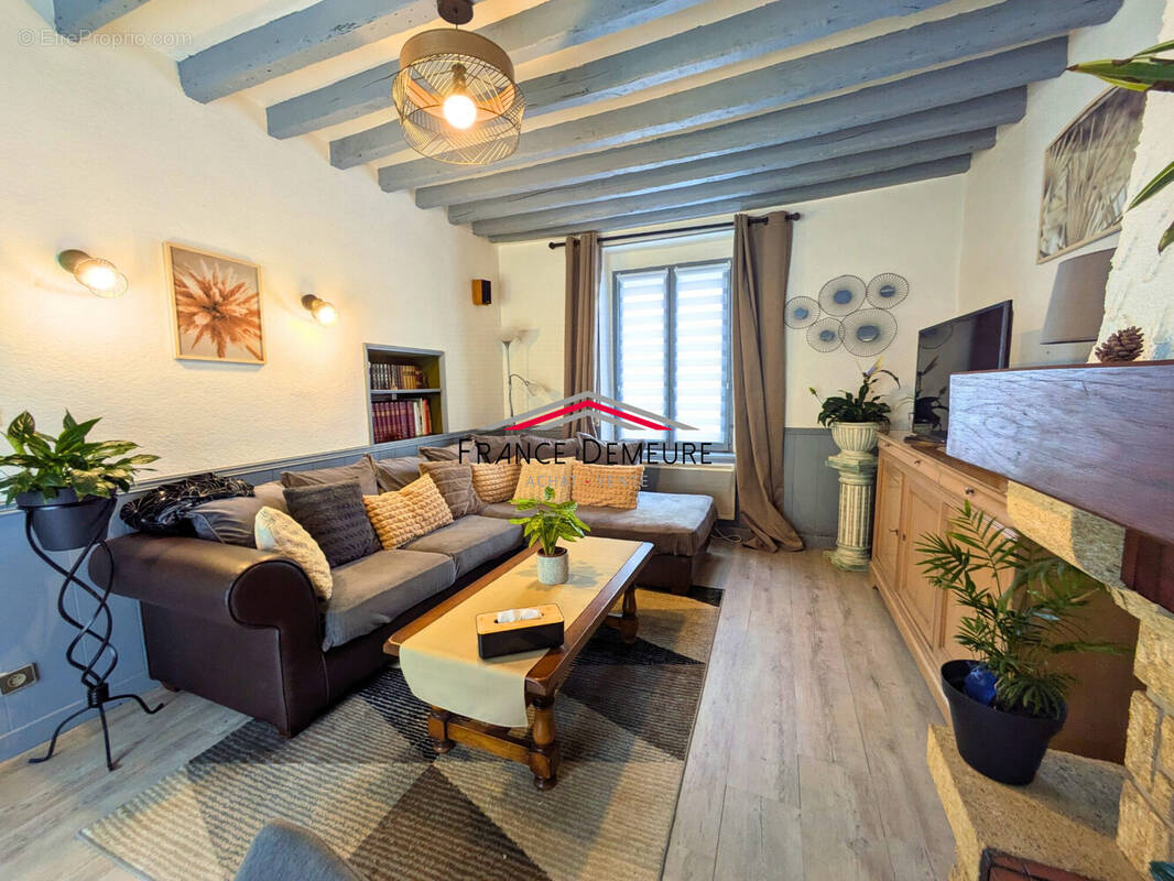 Maison à AMBLAINVILLE