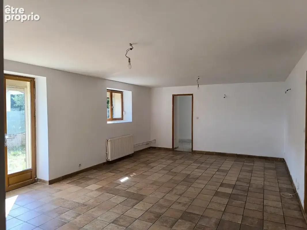Maison 6 pièces 130 m² à vendre à Lagnieu (01150) - photo 3