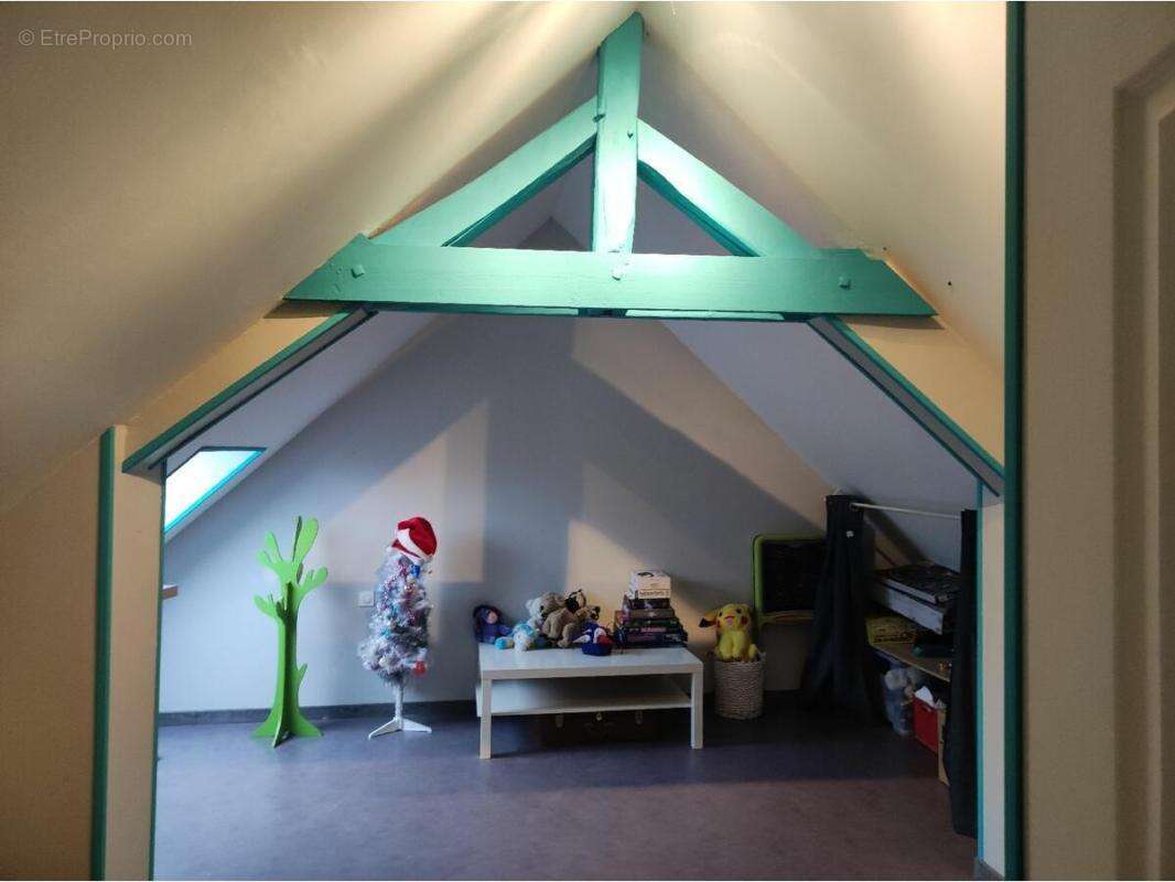 Maison 125 m² à Gesnes-Le-Gandelin  - photo 11