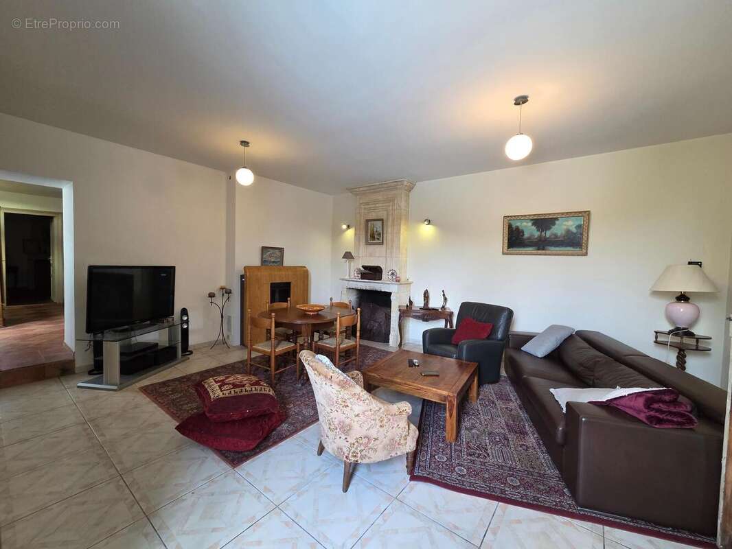 Maison 280 m² à Campugnan  - photo 5