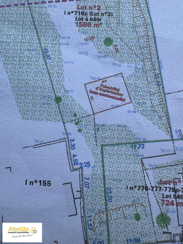 Terrain à CHALO-SAINT-MARS