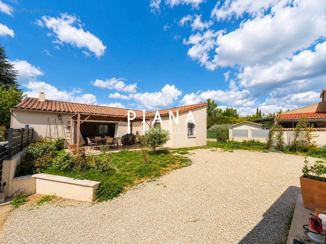 Maison à SAINT-ZACHARIE