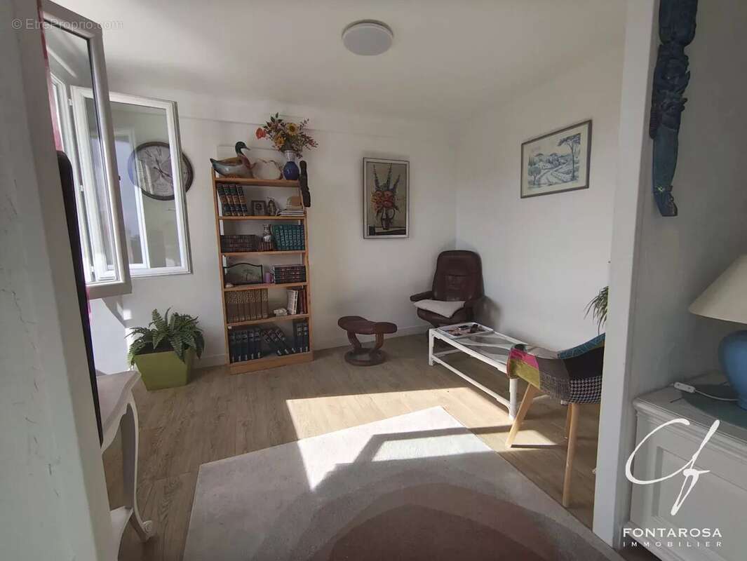 Appartement à SAINT-RAPHAEL
