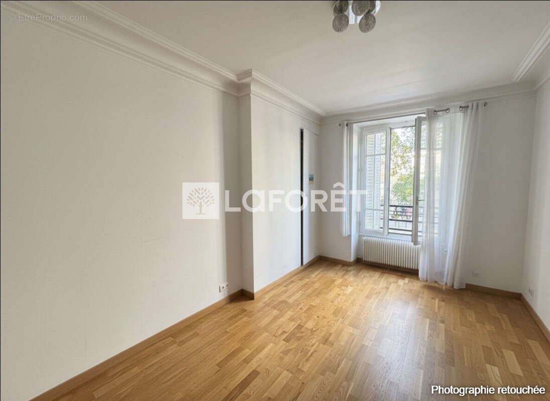 Appartement à PARIS-12E