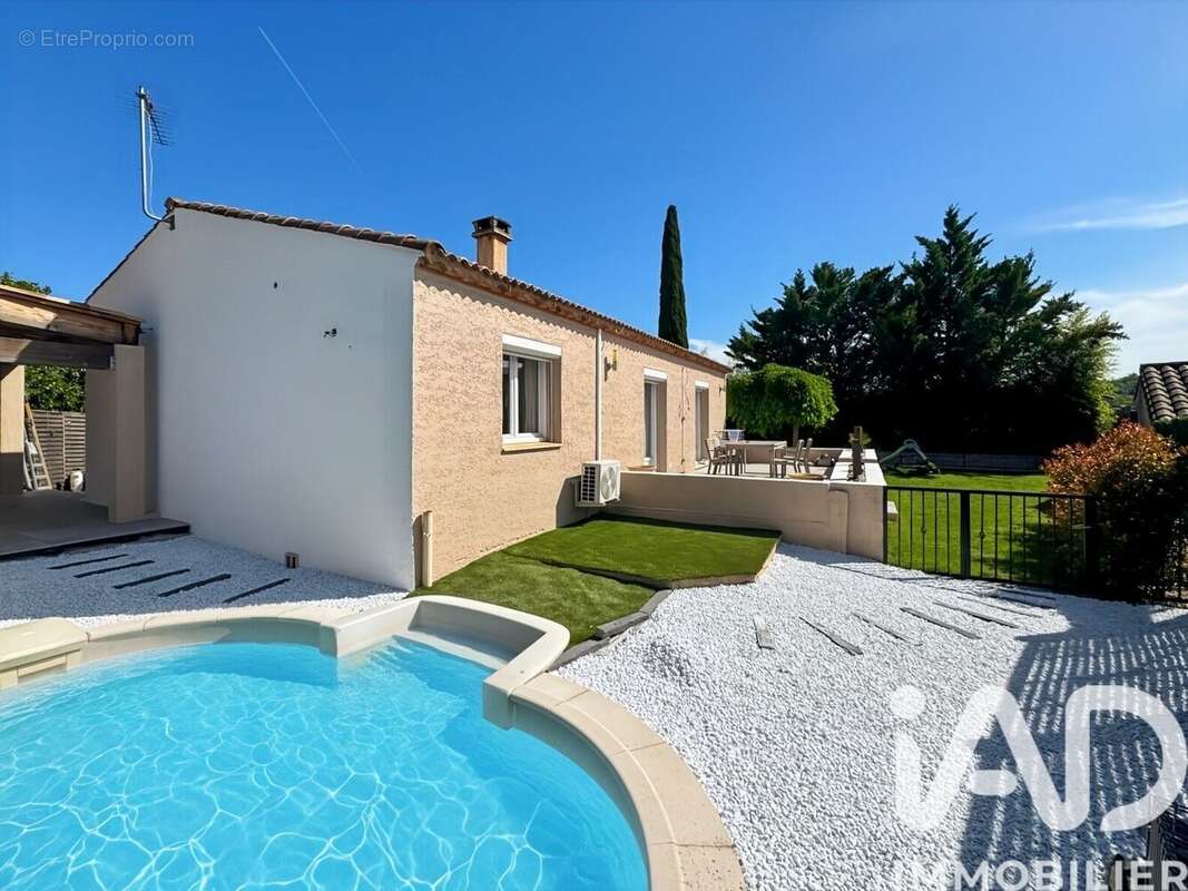 Maison 89 m² à Brignon  - photo 4