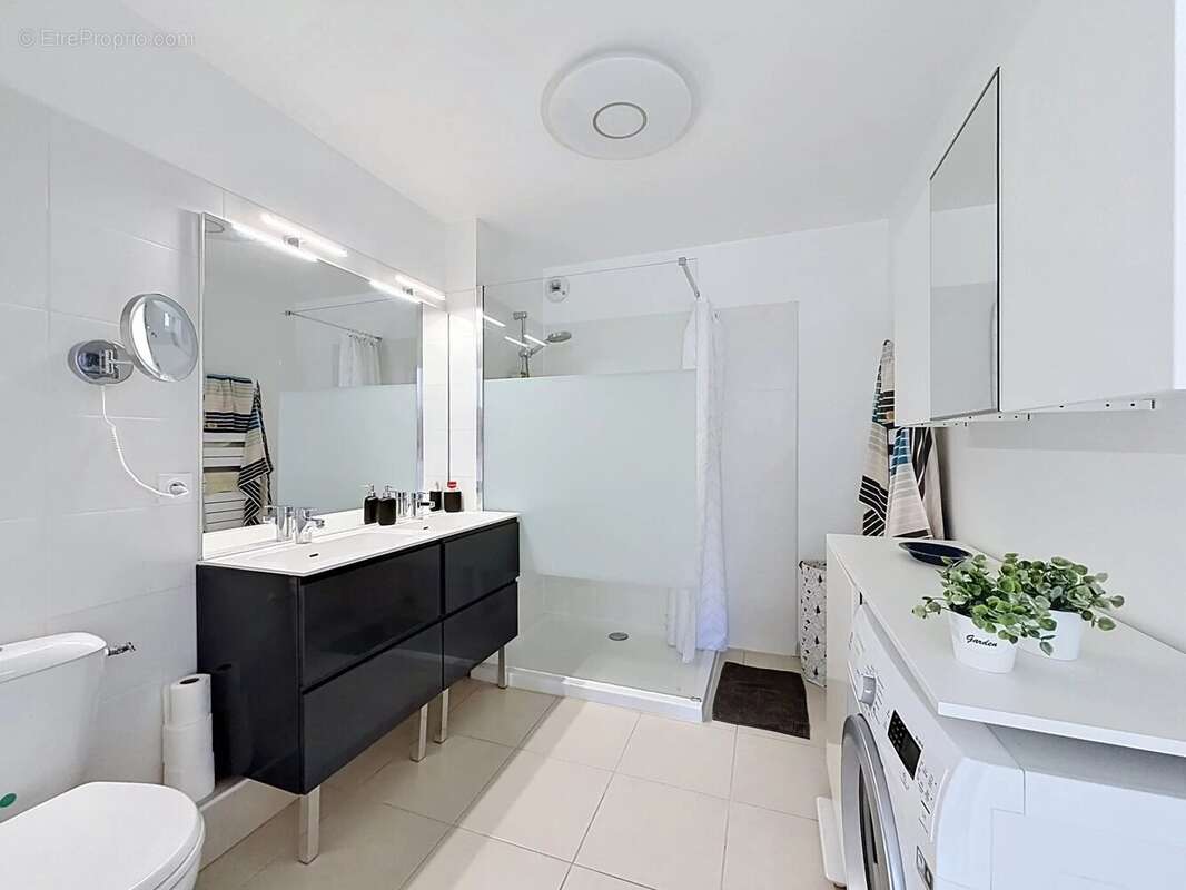 Appartement à VENCE