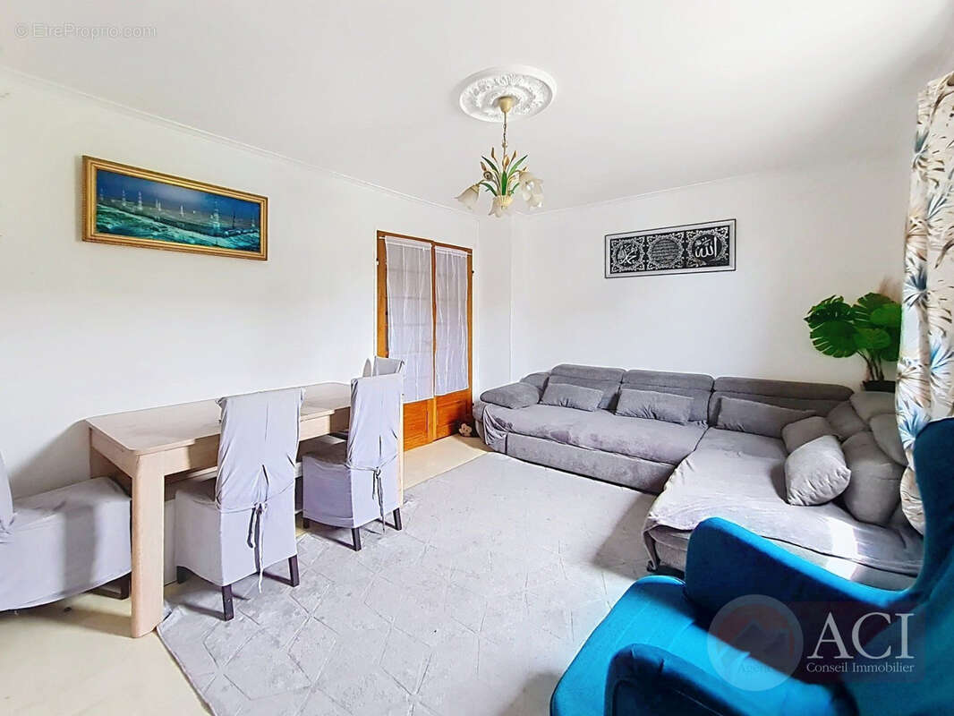 Appartement à MONTMAGNY