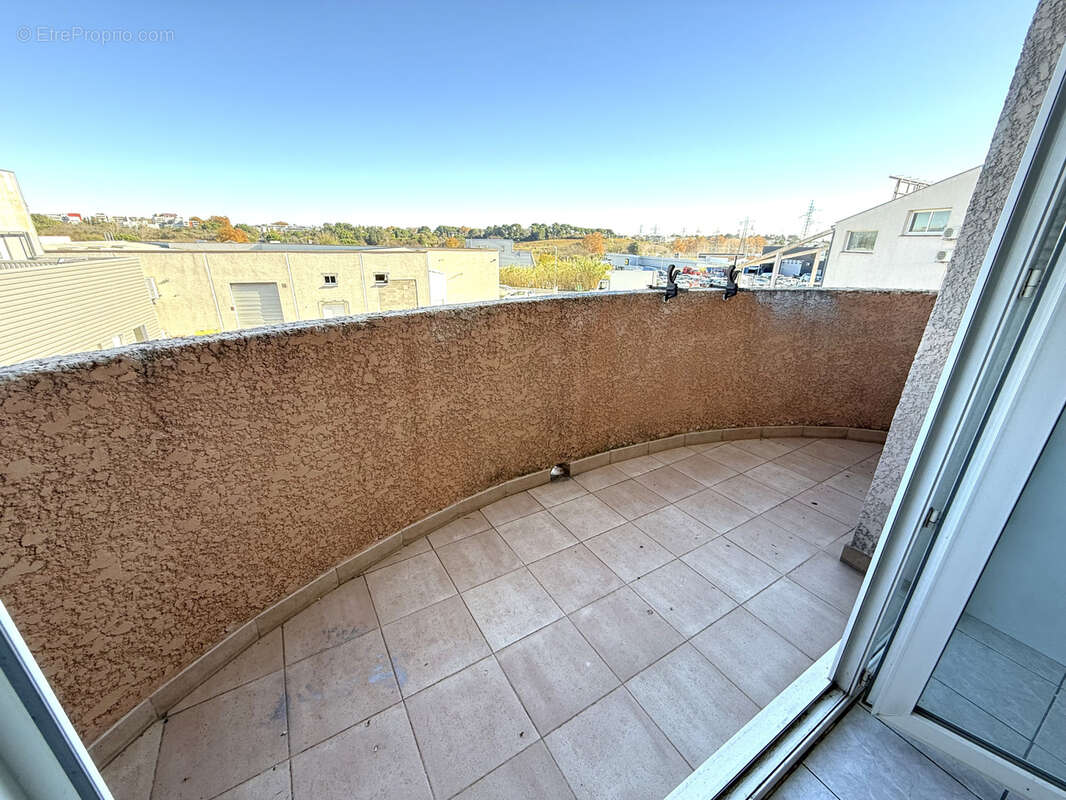 Appartement à SAINT-JEAN-DE-VEDAS