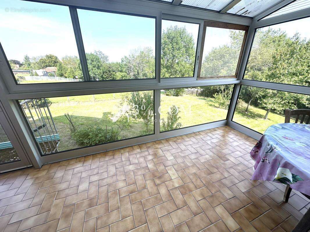 Maison à SAINT-SAUVEUR