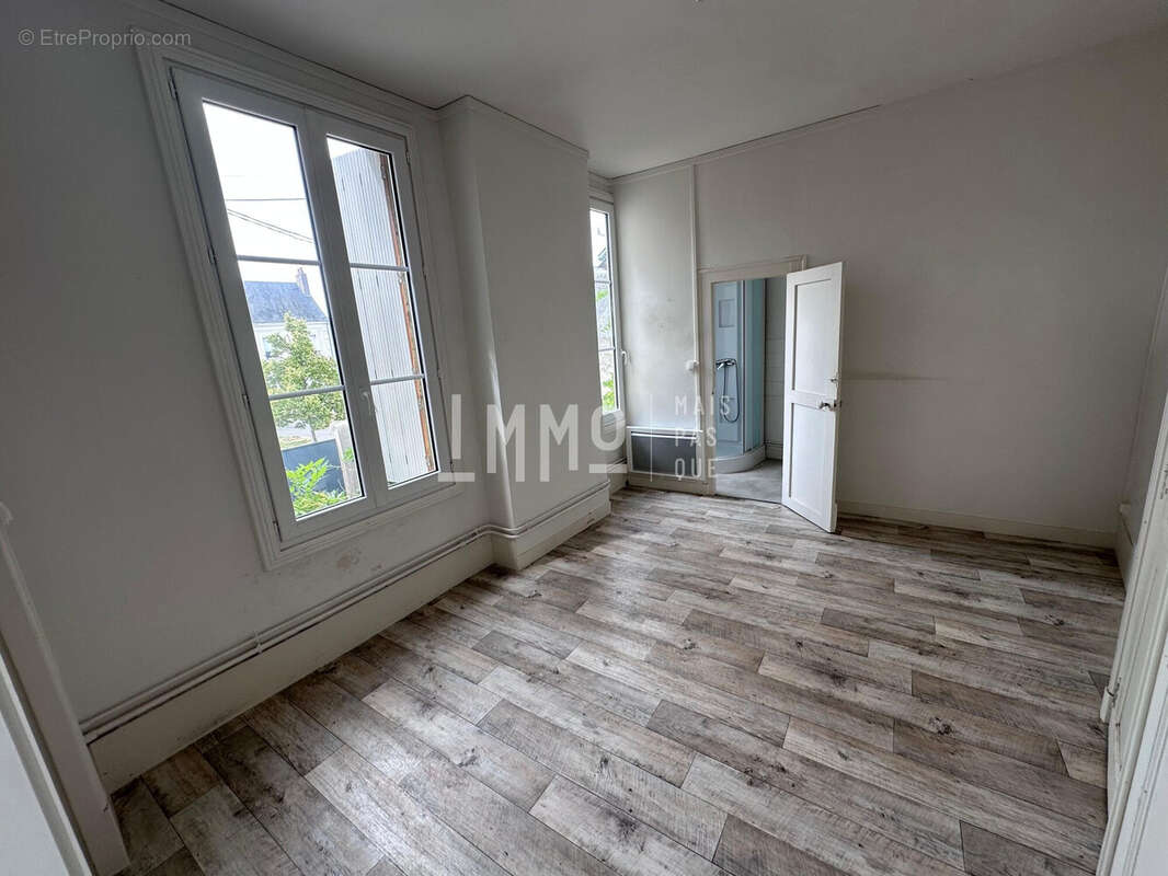 Appartement à VOUVRAY-SUR-LOIR