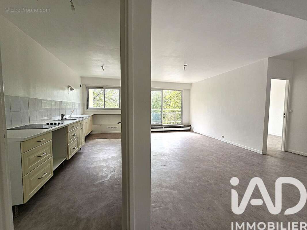 Photo 4 - Appartement à COURBEVOIE