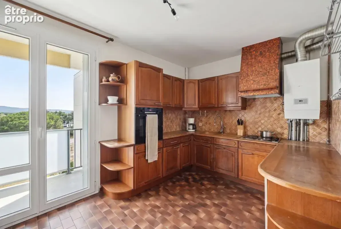 COLOMIERS – Grand T3 traversant de 77 m² avec ascenseur, véranda et balcon et double exposition - photo 4