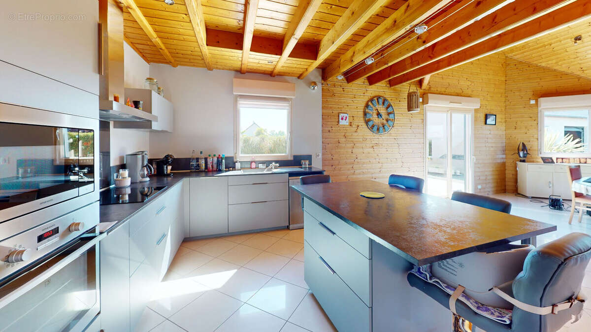 Maison à LONGUE-JUMELLES