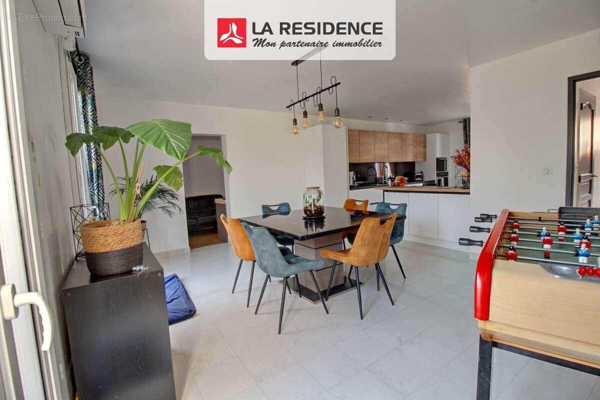 Maison à CONFLANS-SAINTE-HONORINE