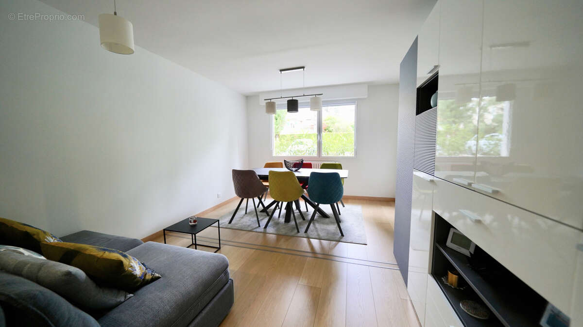 ANNECY - TRIANGLE D'OR - Appartement 3 pièces de 80 M2 - photo 11