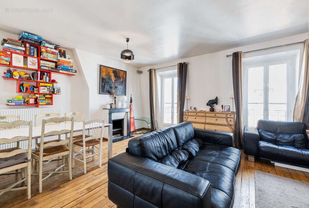 Appartement à PARIS-15E