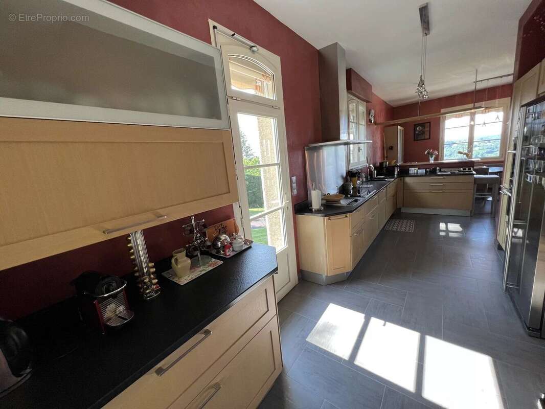 Maison à DECAZEVILLE