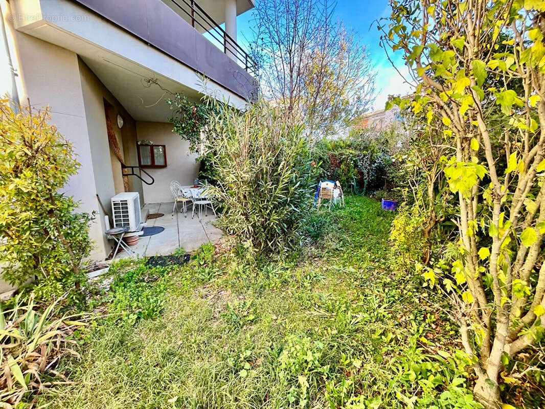 Appartement à L&#039;ISLE-SUR-LA-SORGUE