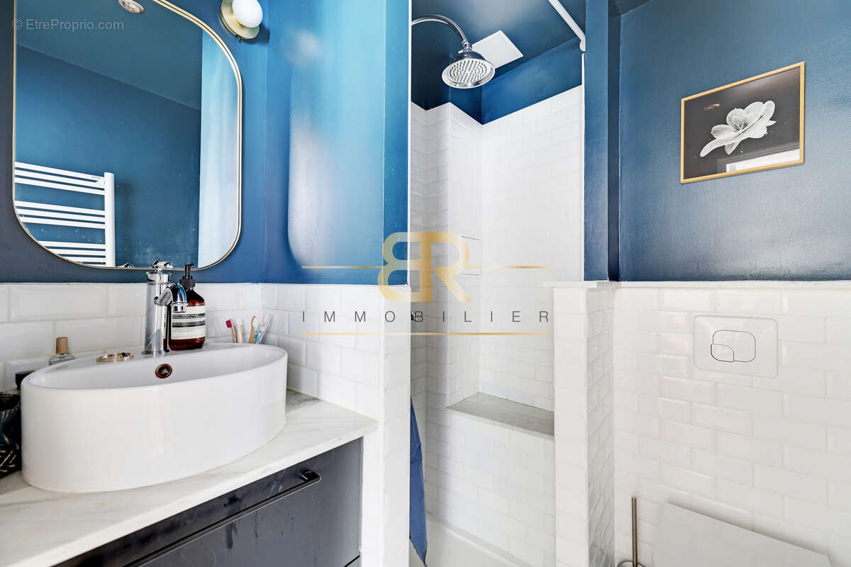 Appartement à PARIS-3E