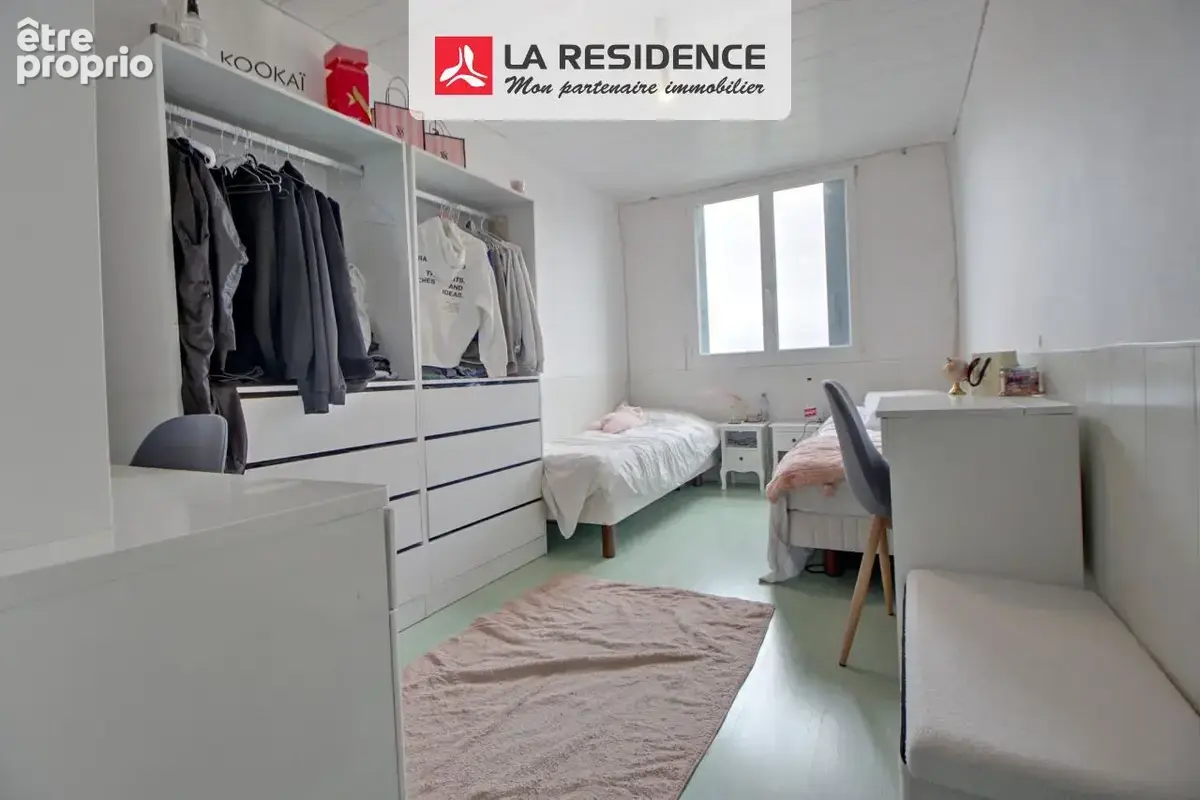 Appartement 64 m² à Les Clayes-Sous-Bois  - photo 3