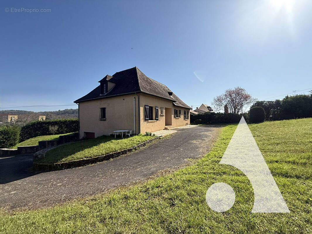 Maison à SARLAT-LA-CANEDA