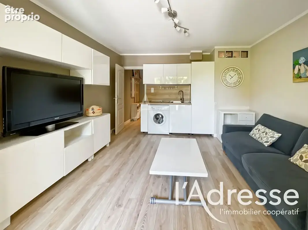 Studio Saint-Cyr-Sur-Mer en Rez-de-jardin - photo 4