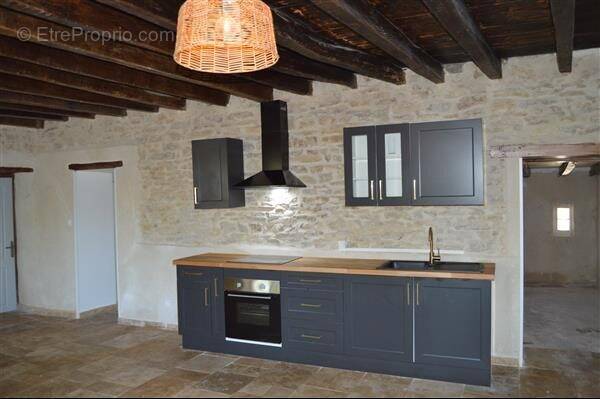 Maison à SAINT-AMAND-MONTROND