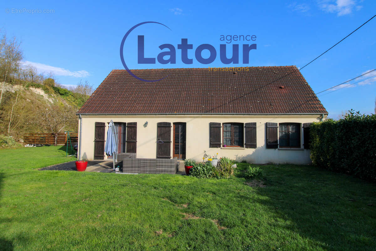 Maison à ECLUZELLES