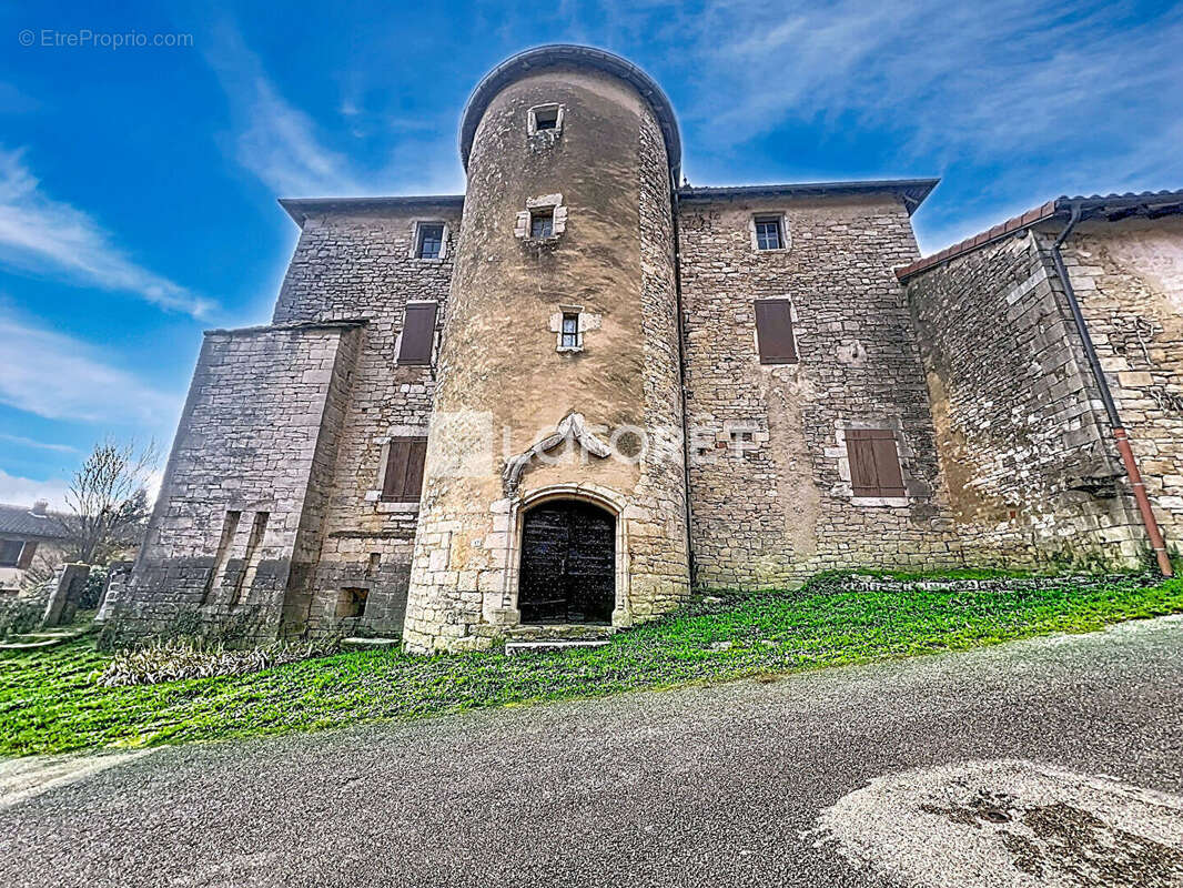Maison à NANC-LES-SAINT-AMOUR