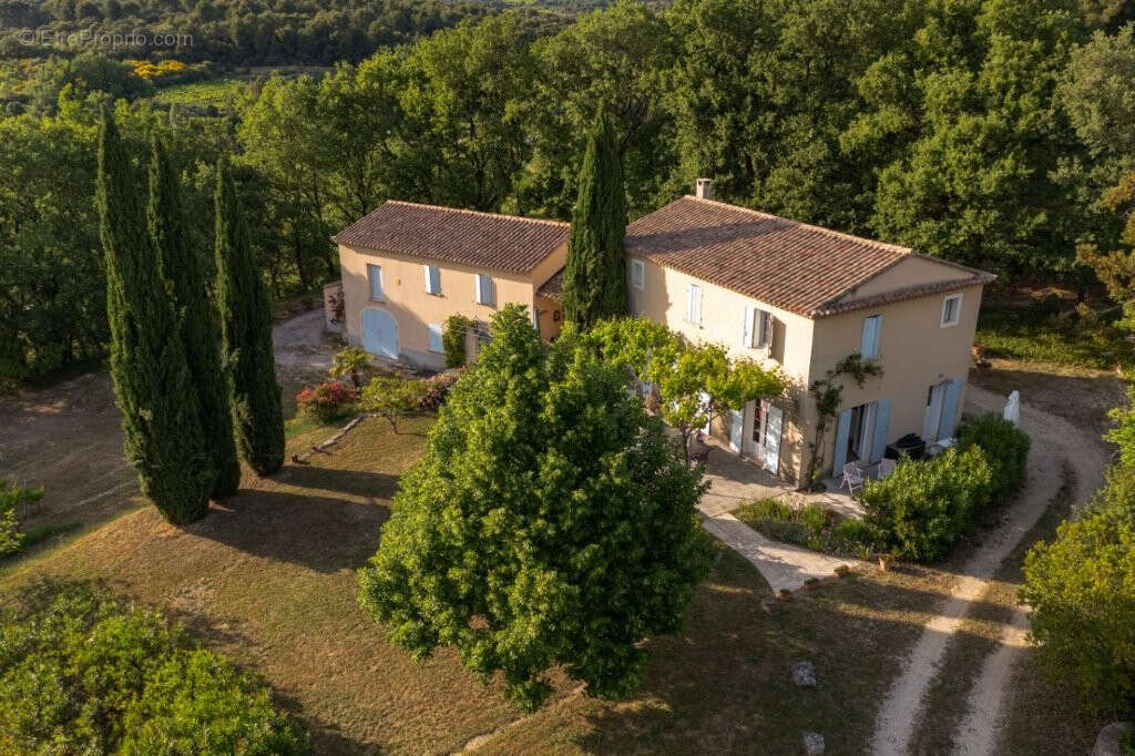 Maison à LE BARROUX