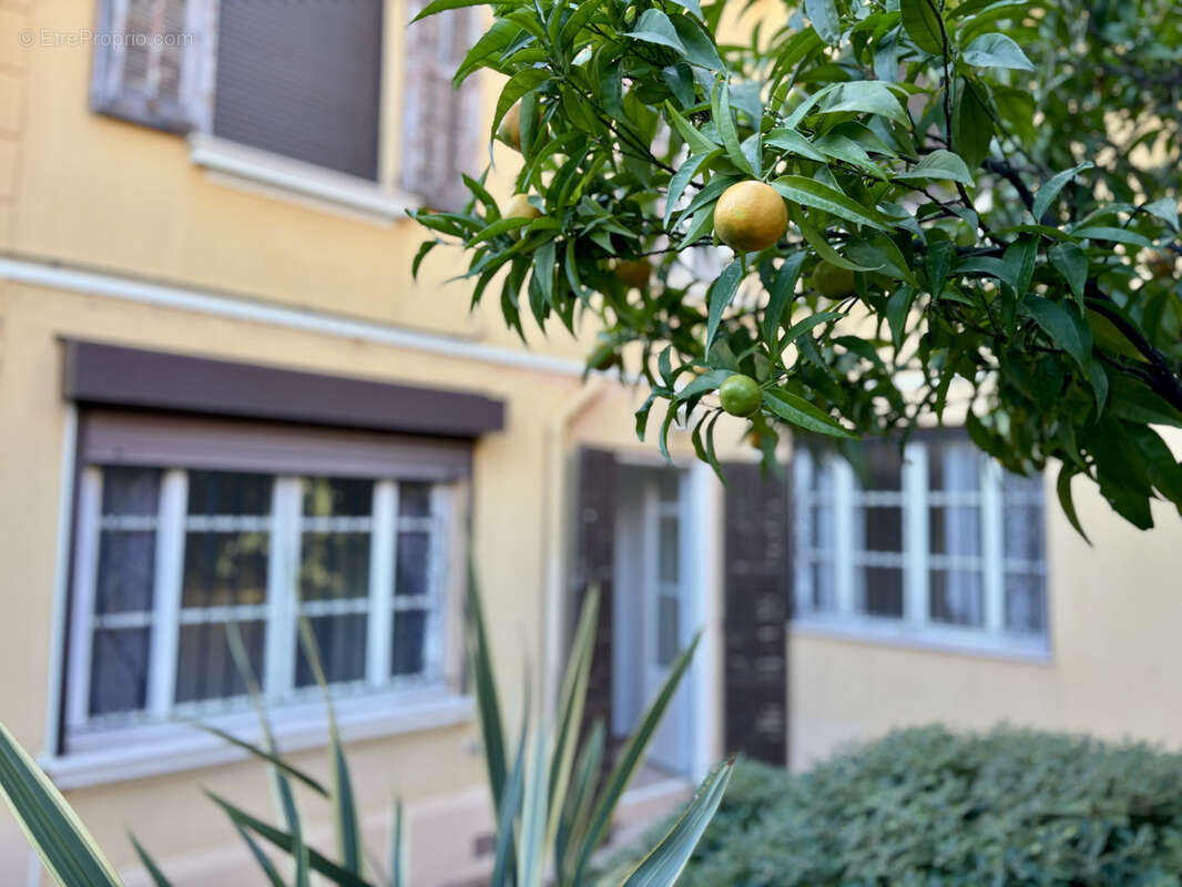 Appartement d’Exception au Cœur d'une Villa en Bord de Mer - photo 19