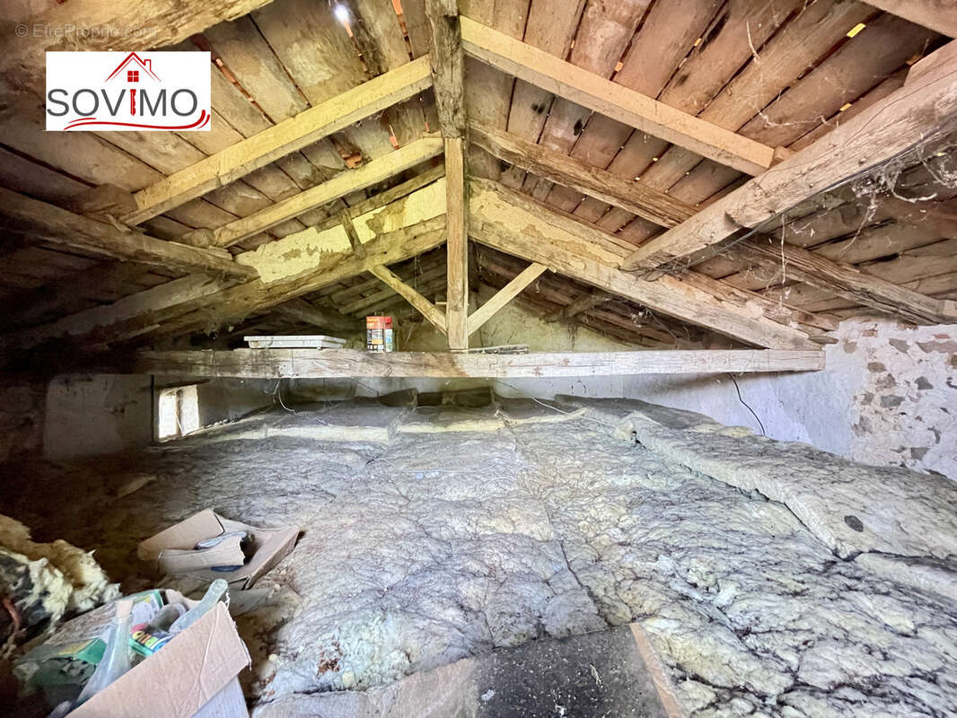 Maison à AVAILLES-LIMOUZINE
