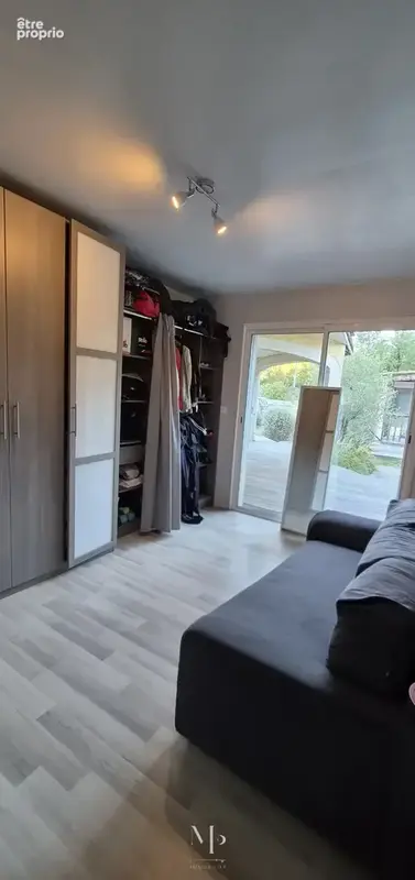 Maison T5 de plain pied 120 m2 avec terrain et garage - photo 4