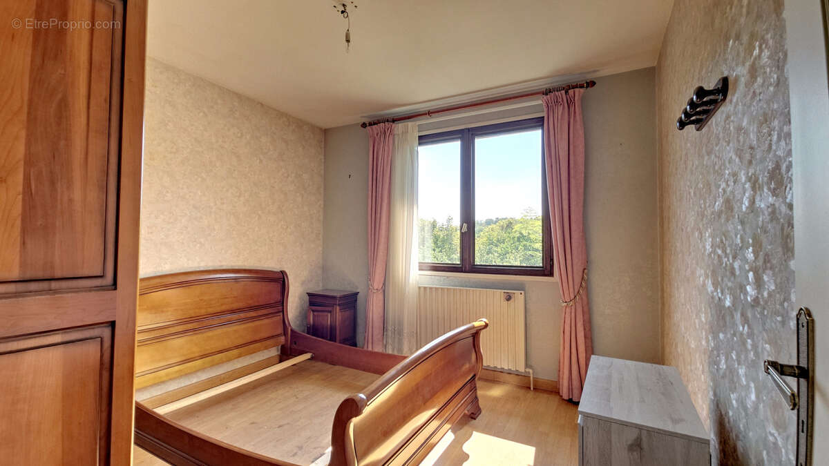 BLANZAT, maison au calme 3 chambres - photo 5