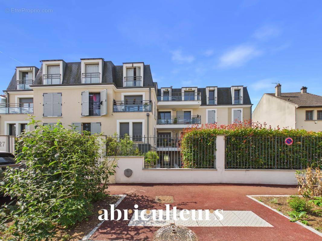 Appartement à GARCHES