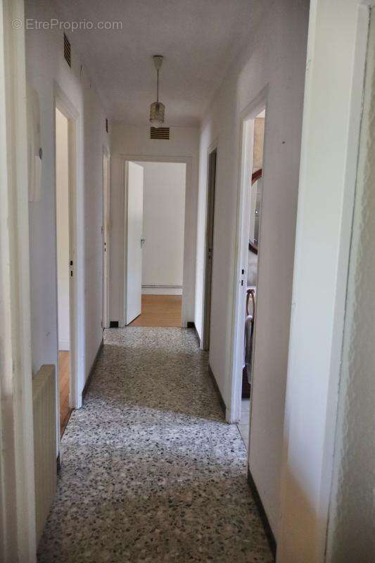 Maison plain-pied 114 m² Villeneuve-Tolosane - photo 5