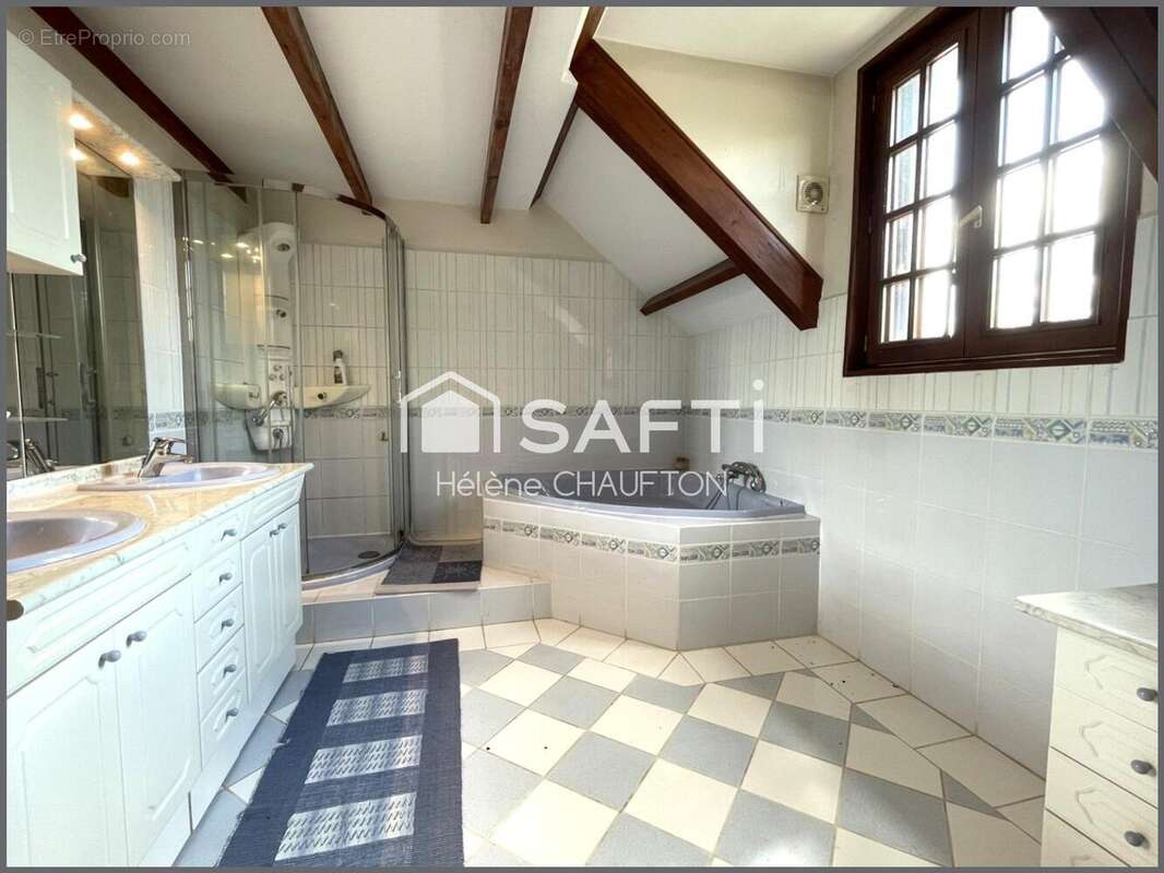 Maison 288 m² à Boissy-Mauvoisin  - photo 9