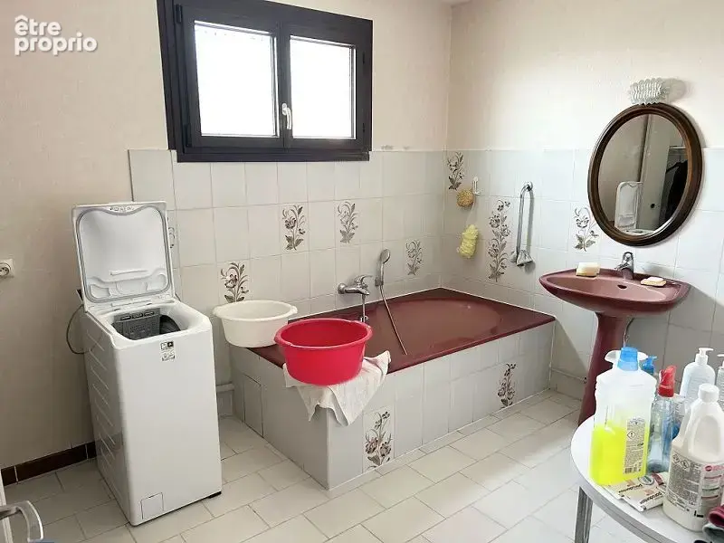 Maison 5 pièces 100 m² à vendre à Montrond-Les-Bains (42210) - photo 7