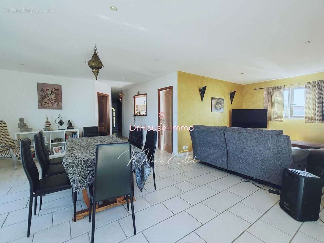 Maison à LA TAILLEE