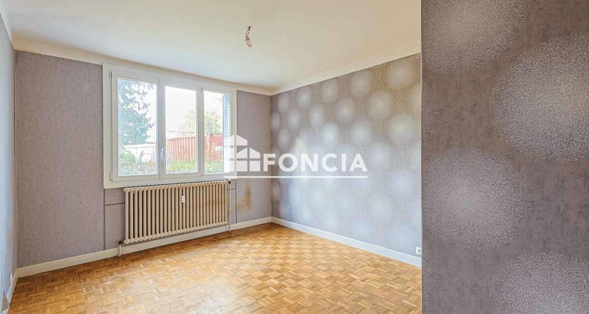 Appartement à SAINT-MARTIN-D&#039;HERES