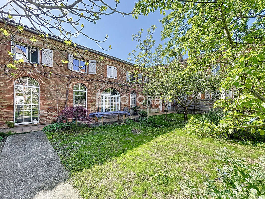 Maison à CASTELSARRASIN