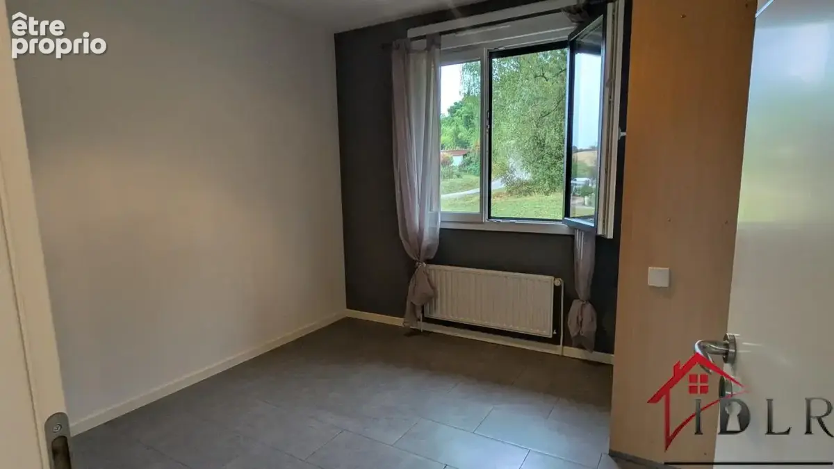 Grande maison familiale avec piscine à Grozon - photo 13