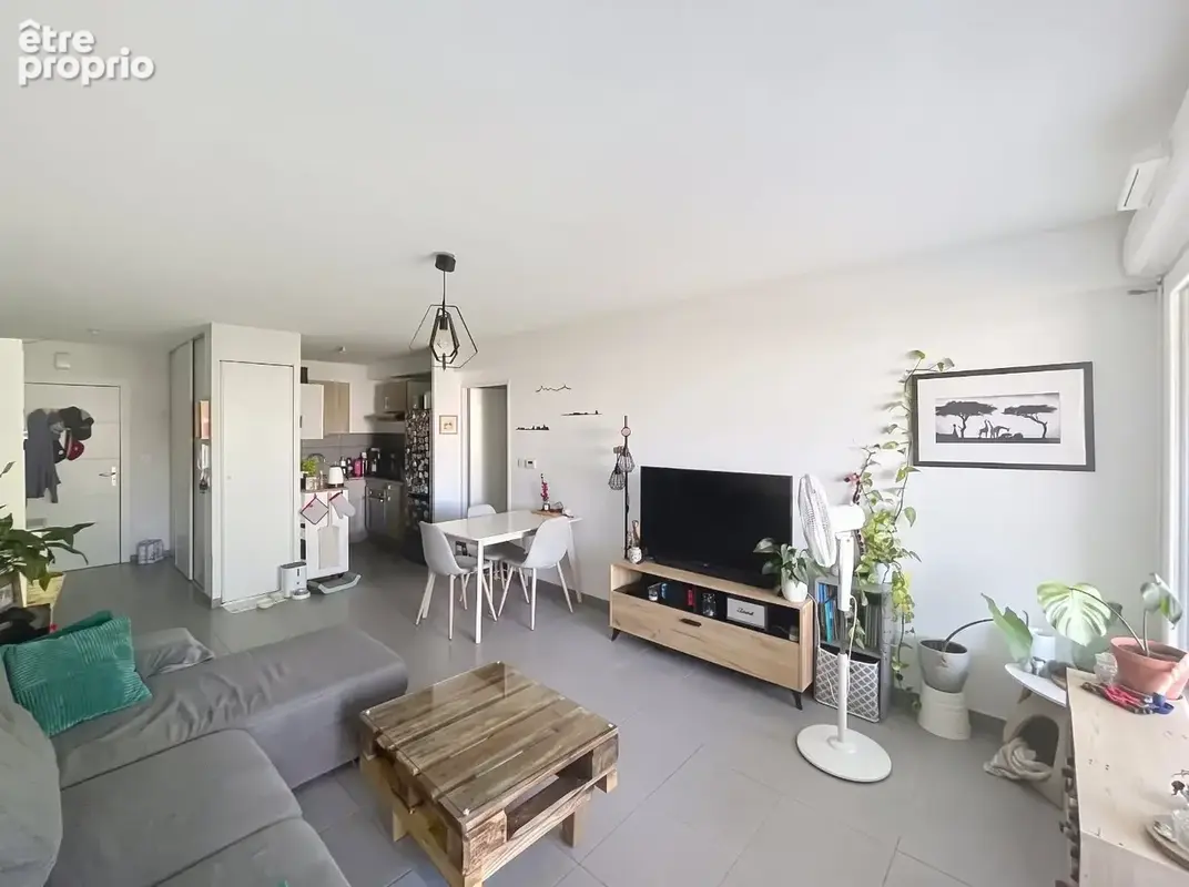 Grand Appartement T3 64 mètres carrés terrasse 18.5m² + 2 parkings couverts - photo 4