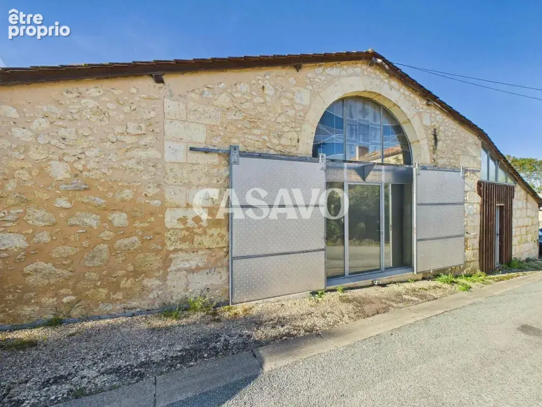 Vente Maison 5 pièces de 203m² - 33670 Le Pout - photo 1