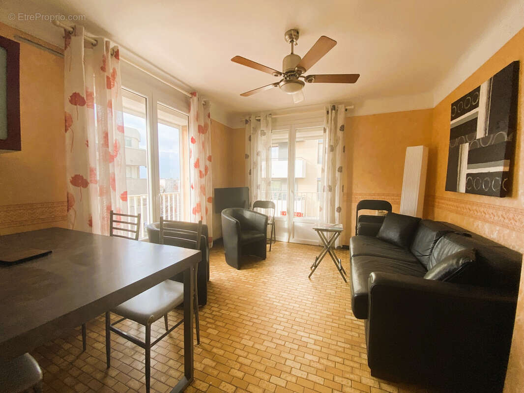 Appartement à CANET-EN-ROUSSILLON