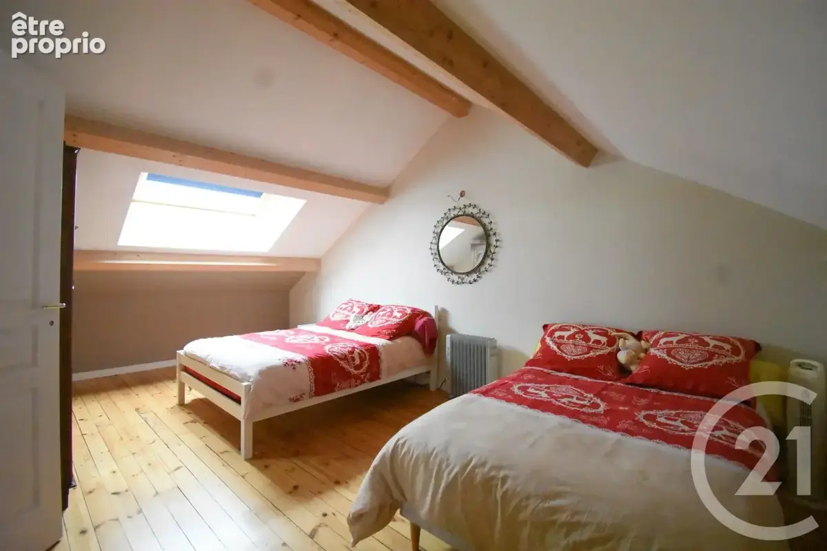 Maison 9 pièces 272 m² à vendre à Vendat (03110) - photo 7
