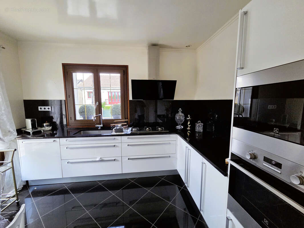 Maison à MORSANG-SUR-ORGE