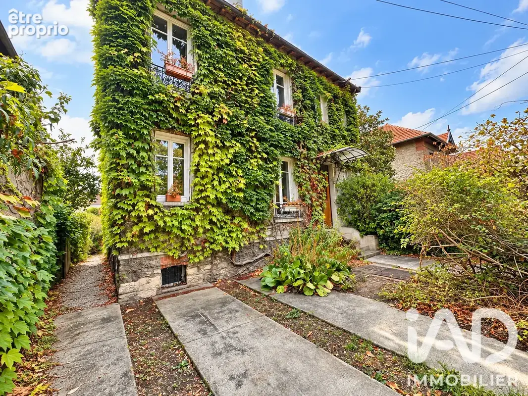 Photo 1 - Maison à SAINT-MAUR-DES-FOSSES