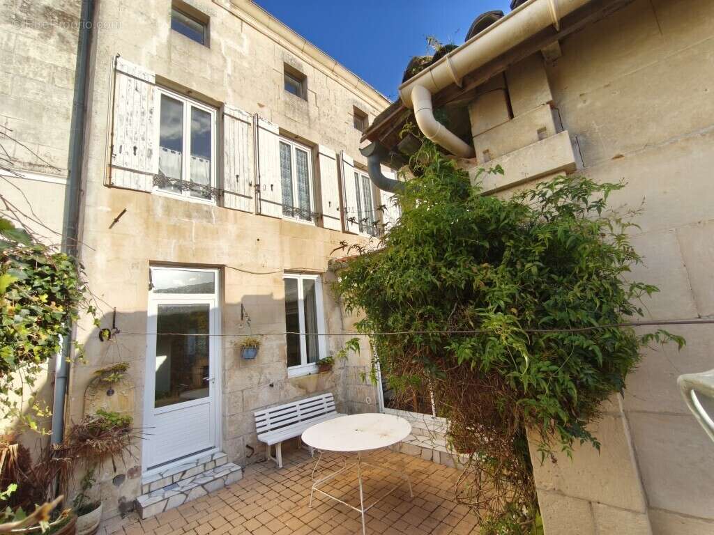 Maison à PONS