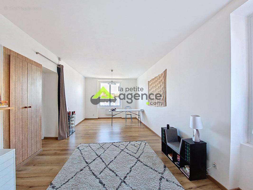 Appartement à BOURGANEUF
